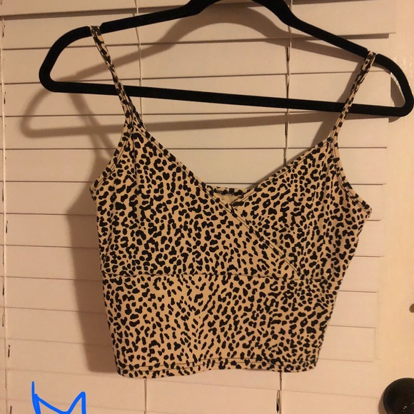 Tops - WOMENS CLOTHES AND SHOES ✨